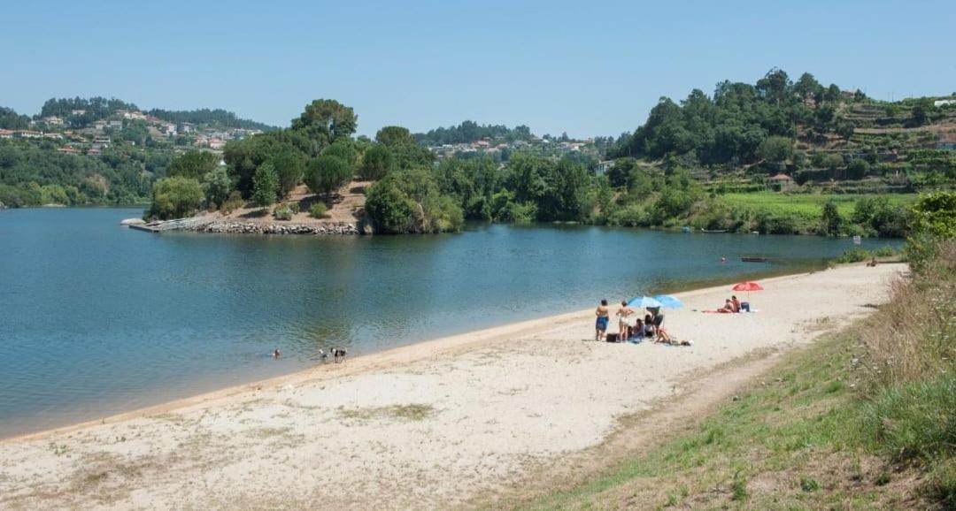 Alojamento Silva Castelo de Paiva Luaran gambar